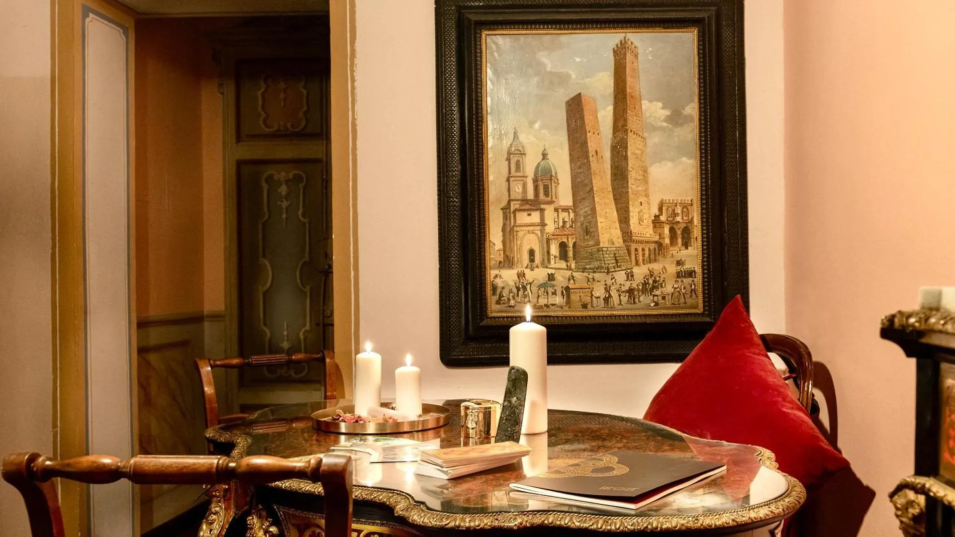 House Of Magic - Due Torri Apartment Bologna Italy