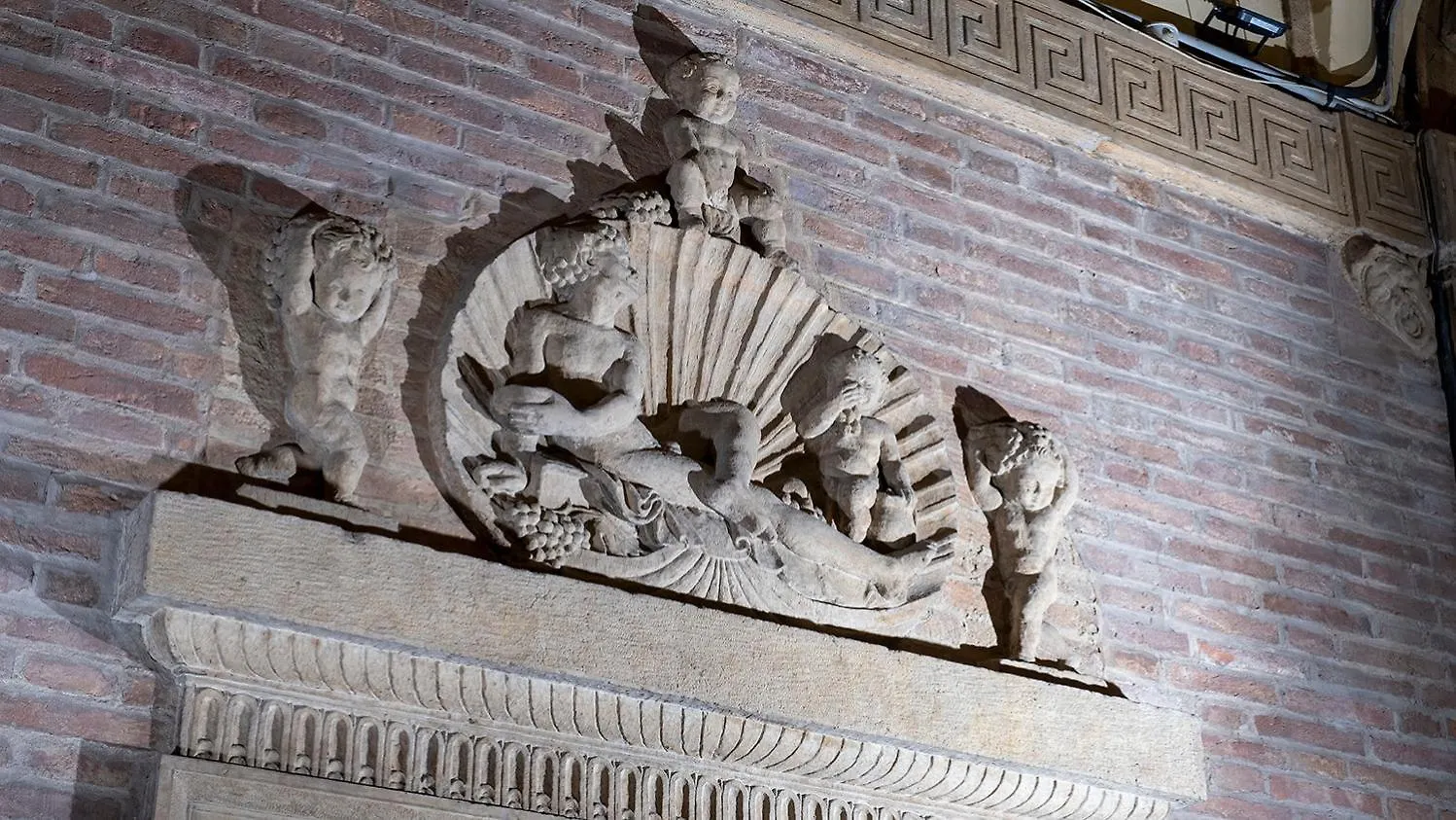 House Of Magic - Due Torri Apartment Bologna